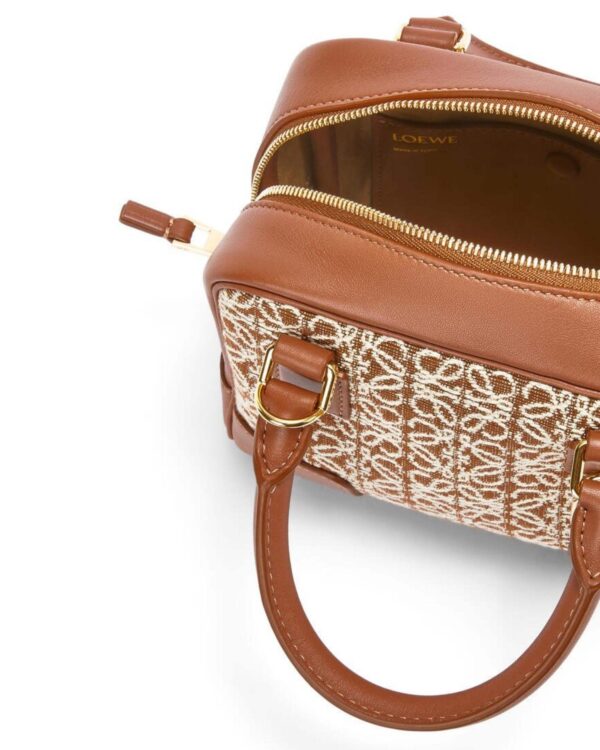 Loewe Amazona 16 Square Bag In Anagram - Image 3