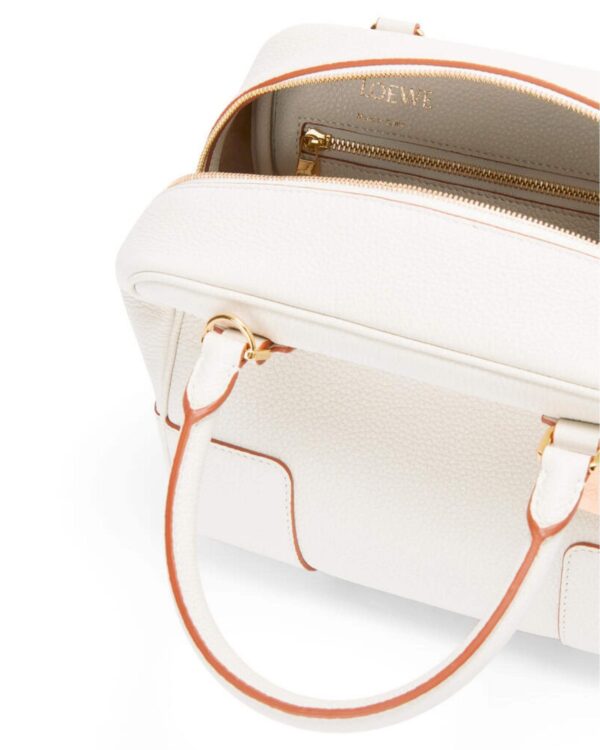 Loewe Amazona 19 Square Bag - Image 4